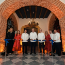 Milagros Germán, Carolina Mejía, Christopher Paniagua, el presidente de la República Luis Abinader, Manuel A. Grullón, Rosa Hernández de Grullón, Manuel García Arévalo y Manuel E. Jiménez. F.