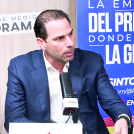 El empresario turístico Frank Elías Rainieri expuso sus consideraciones en el marco de una entrevista en Fitur 2026.