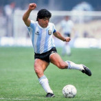El balón de la Mano de Dios de Maradona se subastará en EEUU