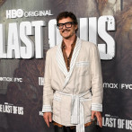 Pedro Pascal filma en Ciudad de México y la alcaldesa le entrega regalo por su cumpleaños