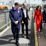 Los príncipes de Gales toman el metro para ir al pub antes de la coronación del Carlos III