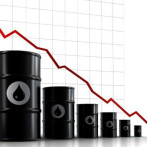 El petróleo se hunde a un mínimo en ocho meses