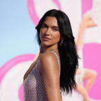 Es habitual ver a Dua Lipa con un libro bajo el brazo y hasta un club de lectura fomenta