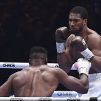 Joshua busca emular a Ali como tres veces campeón mundial del peso pesado