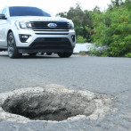 Filtrantes sin tapas son un riesgo para conductores y peatones en las vías públicas