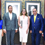 Obstáculos en las calles aíslan a las personas ciegas en RD