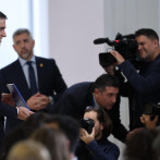 Pedro Sánchez mantiene el rumbo pese a los escándalos