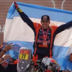 Benavides, con ventaja de dos segundos, logra la victoria más ajustada en motos del Rally Dakar