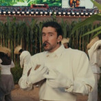 Camisetas de Zara como las que Bad Bunny usó en el Super Bowl están a la venta por 30 mil euros