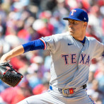 Gore ponchó a 7 en su primera apertura con Texas, que vencieron a Filis