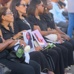 Con abrazos, fotografías y pancartas: recuerdan a las víctimas del Jet Set