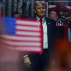 El 51 % de los votantes latinos en EE.UU. apoya a los demócratas y 74 % desaprueba a Trump
