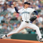 Raleigh jonronea, Kirby poncha a nueve y Marineros vencen 4-1 a Filis