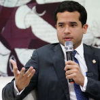 Senador Fernández solicita mayor fiscalización y equilibrio en el Congreso