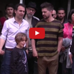 Video: Selfis, flashes e ilusión, una mañana en casa con Juanes