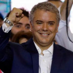 Gobierno venezolano dice que frustó atentados y acusa a presidente colombiano