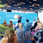 Eliminarán impuestos a vuelos e instalarán cámaras en playas