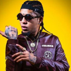 Abogada de Rochy RD niega el exponente urbano tenga compromisos con empresario