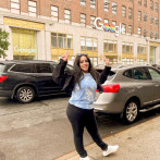 Stephanie Nuesi, la dominicana de 22 años que es analista financiera en YouTube