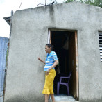 Carmen, madre de pastor asesinado en Villa Altagracia, aun espera ayuda prometida por el gobierno