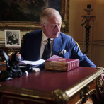 El organizador de la coronación de Carlos III intenta que no le retiren el permiso de conducir