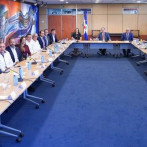 Valdez Albizu se reúne con representantes del sector construcción y pasa revista a las facilidades dispuestas por la Junta Monetaria