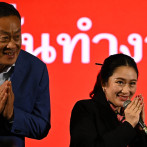 La oposición arrasa en las elecciones generales de Tailandia