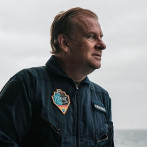 Familia de un fallecido en el sumergible homenajea a un 