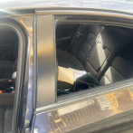 Desconocidos rompen cristales de vehículo de abogado y se llevan expediente de caso Joshua Fernández