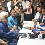 Milagros Ortiz Bosch inscribe precandidatura a la reelección presidencial de Luis Abinader