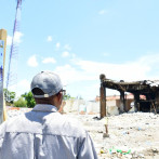 Afectados por explosión en SC viven entre el hedor y los insectos