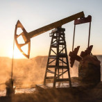 Posible acuerdo entre EEUU e Irán desploman los precios del petróleo hasta un 12 %