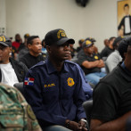 Entregan bono a socorristas y agentes que trabajaron en explosión de San Cristóbal