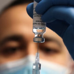 AstraZeneca aclara retiro de su vacuna contra el Covid fue por excedente en el mundo