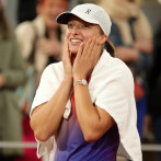 Swiatek se redime en París y alcanza los octavos de final