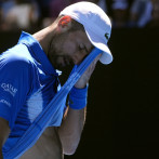 Djokovic promete competir por más Grand Slams luego de retirarse del Abierto de Australia por lesión