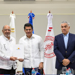 Turismo entrega millón de dólares a Red Interuniversitaria para contrarrestar sargazo