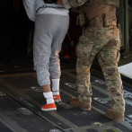 Empiezan a llegar a Panamá los migrantes de varios países deportados por EEUU