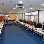 Gobernador Valdez Albizu recibió a un ‘Staff Visit’ del FMI para evaluar desempeño económico de RD