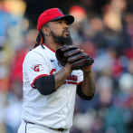 Emmanuel Clase es suspendido por Grandes Ligas, que lo investiga por apuestas deportivas