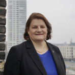 El FBI arresta a la jueza Hannah Dugan por obstruir el arresto de un migrante