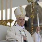 León XIV emprende su pontificado con un llamamiento a la paz en el mundo y a la unidad