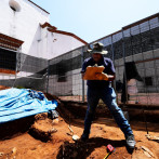 Registran un sondeo arqueológico en iglesia de Ciudad Colonial