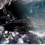 Vaguada y onda tropical provocarán aguaceros locales con tormentas eléctricas al interior