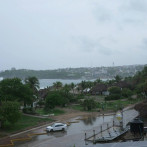 Erik alcanza categoría 4 antes de su inminente impacto en costas del sur de México