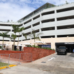 Gobierno inaugura edificio de parqueos en la Zona Colonial, que será operado por empresa de Panamá