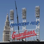 Trump amenaza con bloquear acuerdo de estadio si Washington Commanders no vuelven a ser Redskins