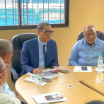 Ministro de Trabajo escucha demandas del sector sindical en visita a la CNTD