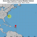 Erin se fortalece a su paso y se convierte en huracán de categoría 4