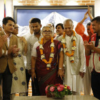 Mujer asume en Nepal como primera ministra